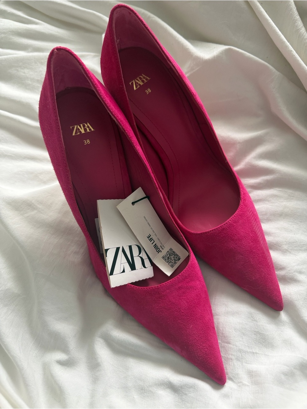 Zara Hot Pink Pointed Suede Pumps